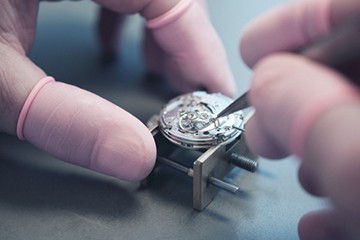 深圳劳力士石英表突然不走了原因