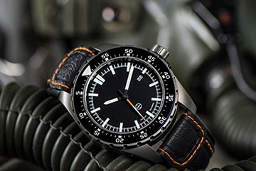 深圳劳力士表底盖掉了